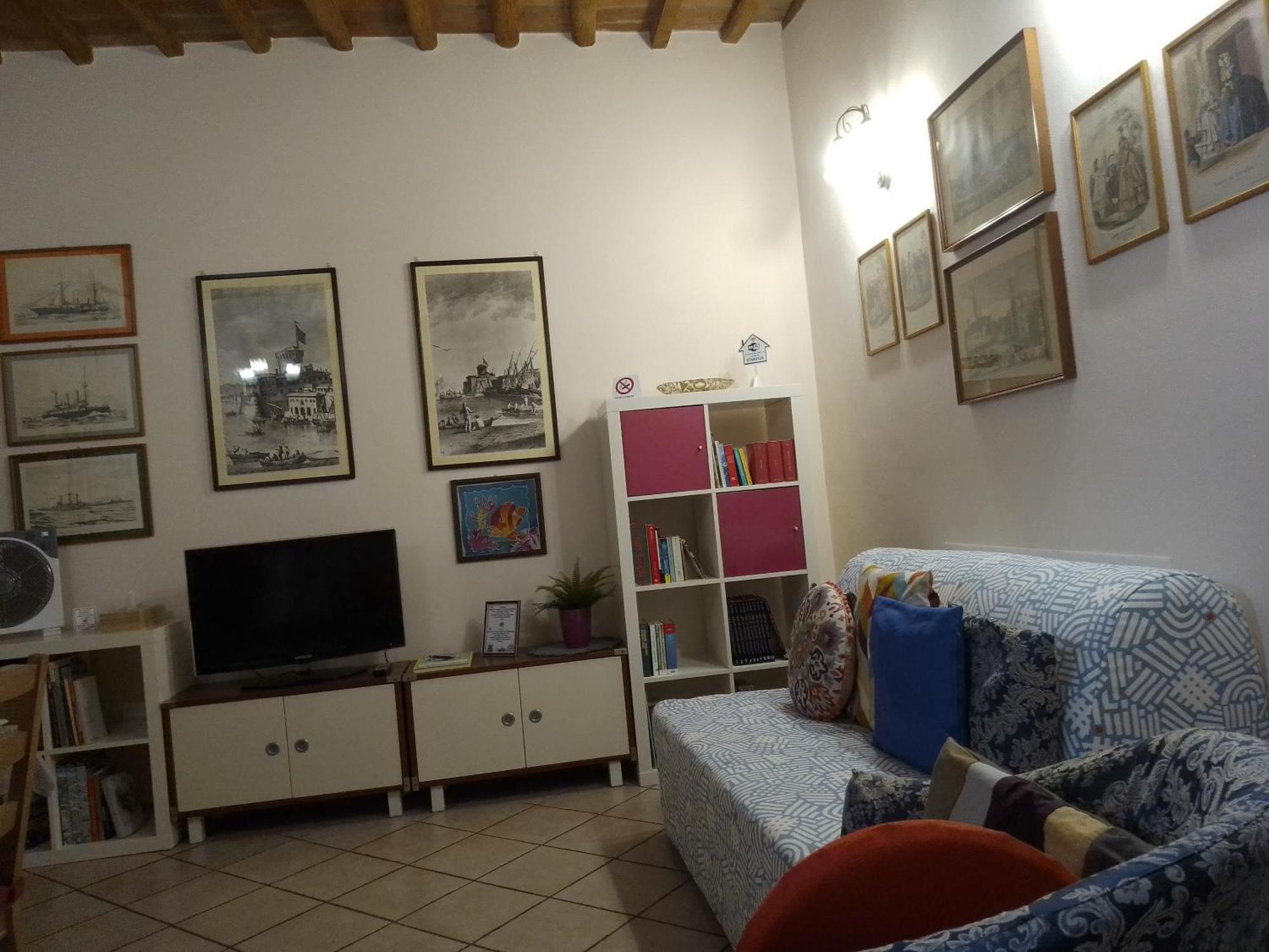 Il Piccolo Eden - Private Garden Apartment Livorno Bagian luar foto