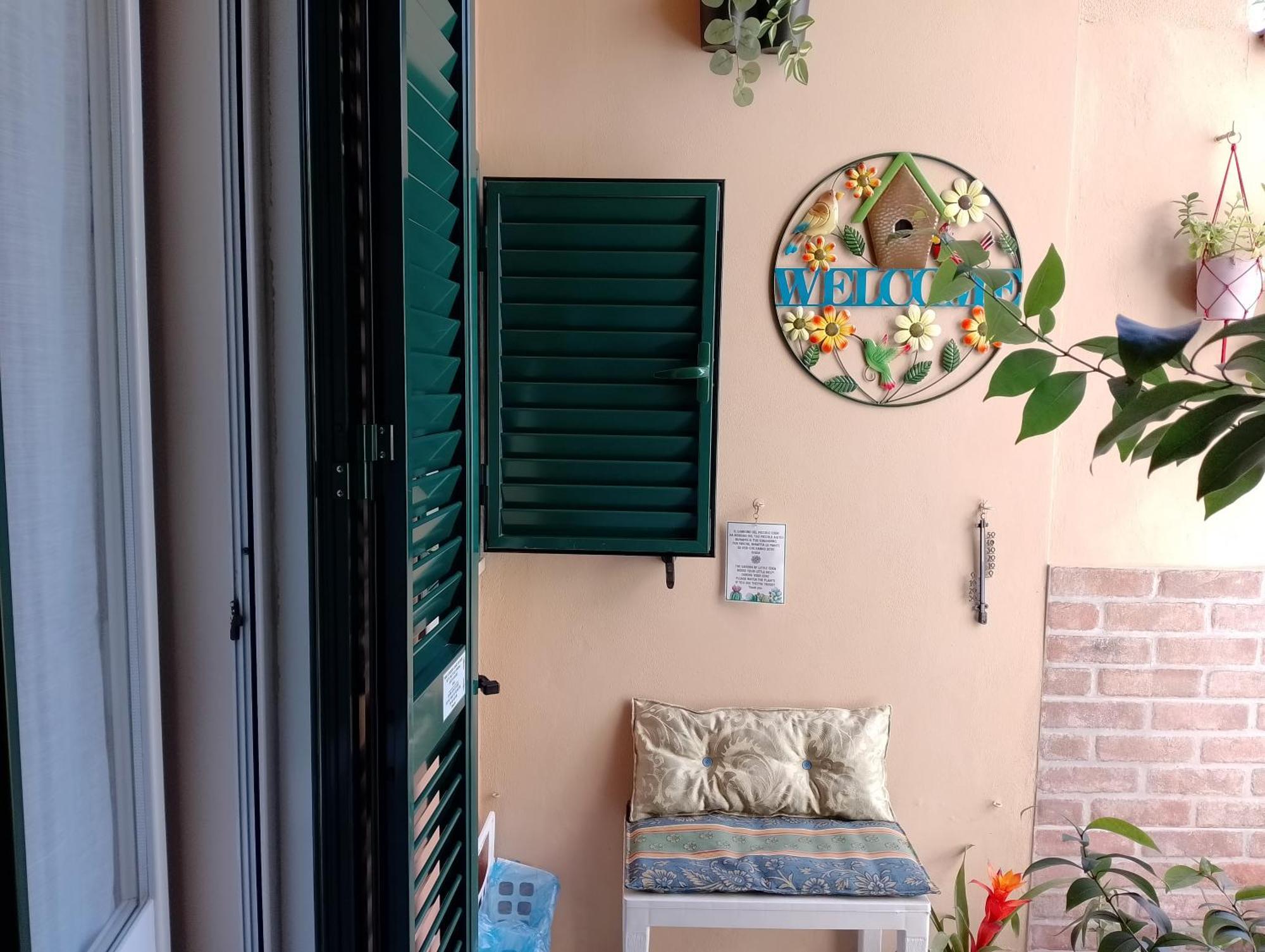 Il Piccolo Eden - Private Garden Apartment Livorno Bagian luar foto