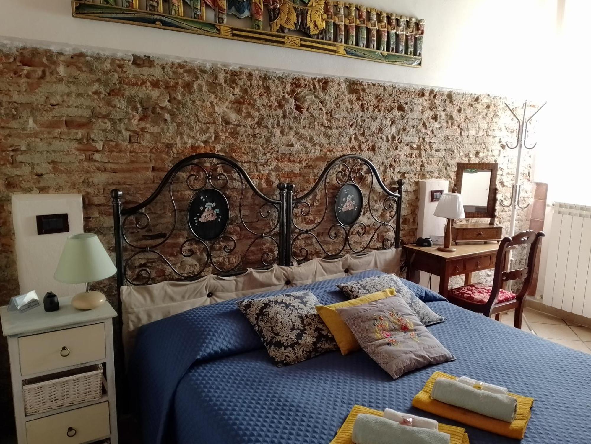 Il Piccolo Eden - Private Garden Apartment Livorno Bagian luar foto